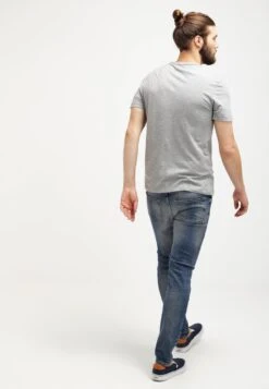 Pier One Slim Fit Jeans - Destroyed Denim 8 Pier One Slim Fit Jeans - Destroyed Denim -Pier One Sales Store 023c0909fd3b4463aa11aa2e5d4b2317