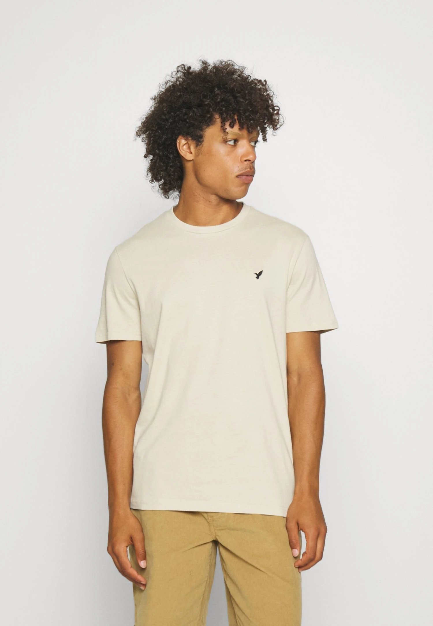 Pier One 3 Pack Unisex - Basic T-Shirt - White/Offwhite /Green 4 Pier One 3 Pack Unisex - Basic T-Shirt - White/Offwhite /Green - Image 4