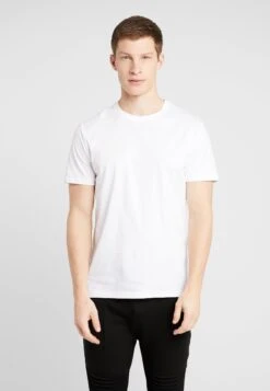 Pier One 5 Pack - Basic T-Shirt - White -Pier One Sales Store 09629680fd4c490bb0c8df506a9891fc