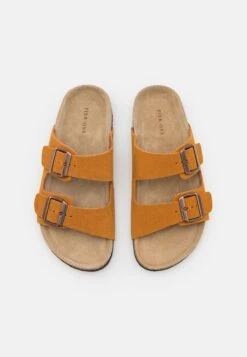 Pier One Leather Unisex - Slippers - Cognac -Pier One Sales Store 0a90b3f5ba3a4e3880ec5567c19f8d23