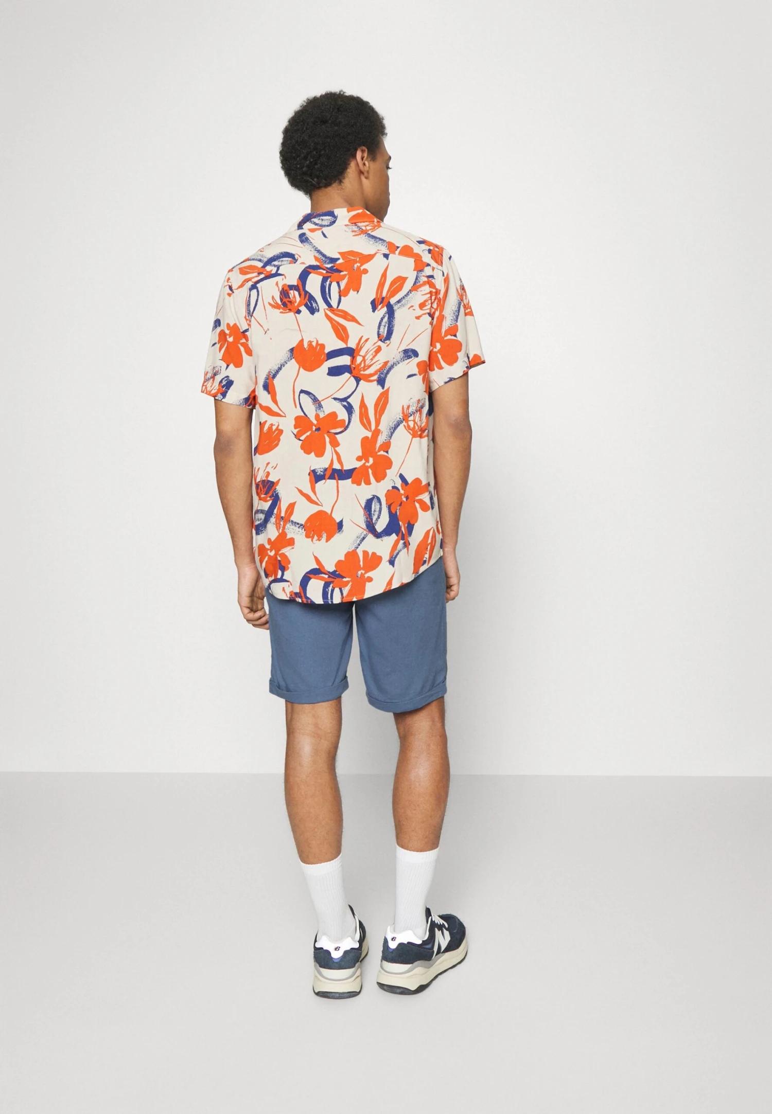 Pier One Linen Blend Drawcord Shorts- Shorts - Blue 3 Pier One Linen Blend Drawcord Shorts- Shorts - Blue - Image 3