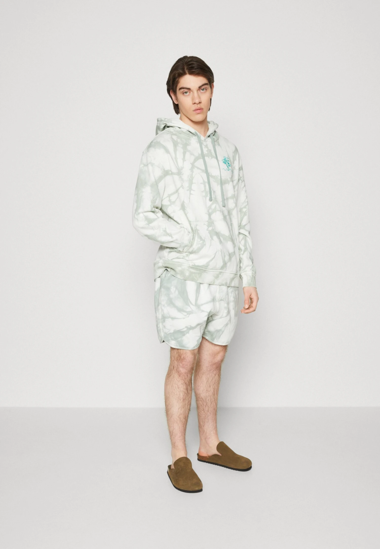 Pier One Hoodie - Green 2 Pier One Hoodie - Green - Image 2