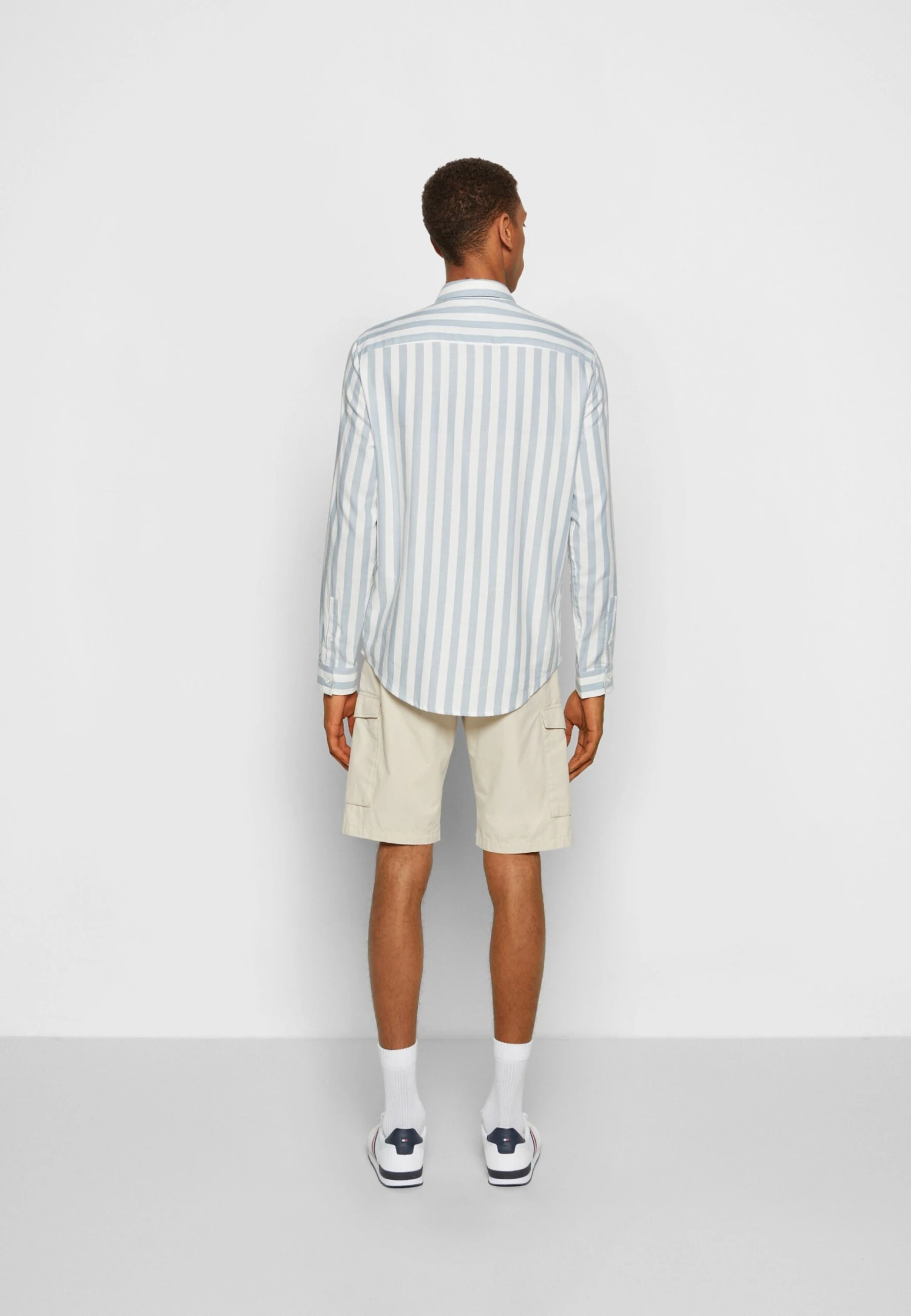 Pier One Shirt -Light Blue/White 4 Pier One Shirt -Light Blue/White - Image 4