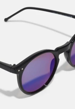 Pier One Unisex - Sunglasses - Black/Blue 7 Pier One Unisex - Sunglasses - Black/Blue -Pier One Sales Store 11f17cbd777a412ba39007dce293526f