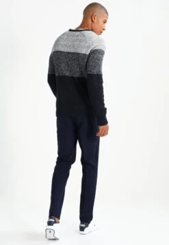 Pier One Jumper - Mottled Dark Blue 8 Pier One Jumper - Mottled Dark Blue -Pier One Sales Store 12e6598f91134da6abdeac49efb1d821