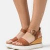 Pier One Leather - Platform Sandals - Cognac