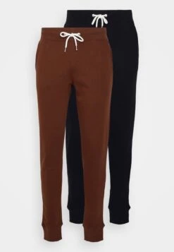 Pier One 2 Pack - Tracksuit Bottoms - Dark Brown/Black 10 Pier One 2 Pack - Tracksuit Bottoms - Dark Brown/Black -Pier One Sales Store 17cbdc15dae54209a614a5e23a9f01cb