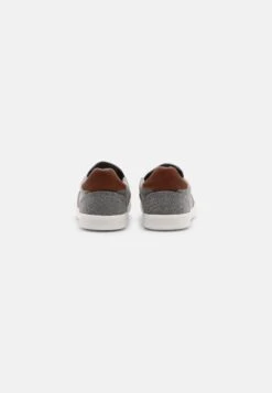 Pier One Unisex - Slip-Ons - Dark Grey -Pier One Sales Store 1a4cf2d9897d4c98b0ddac911d5c994e