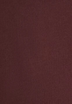 Pier One 3 Pack - Basic T-Shirt - Black/Grey/Bordeaux 17 Pier One 3 Pack - Basic T-Shirt - Black/Grey/Bordeaux -Pier One Sales Store 1bfe5512547f415990250084a747d41a