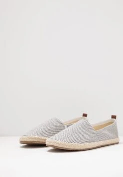 Pier One Rena Espadrille Unisex - Espadrilles - White/Blue -Pier One Sales Store 1c07467ce0fe44d4a58dfd5e5311da20