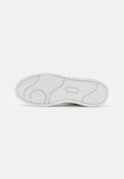 Pier One Unisex - Trainers - White 10 Pier One Unisex - Trainers - White -Pier One Sales Store 1fe885e529994ab4a14e73599004ef7c