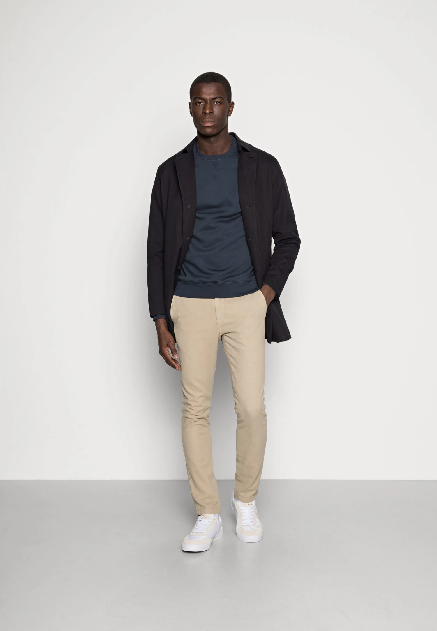 Pier One Sweatshirt - Dark Blue 2 Pier One Sweatshirt - Dark Blue - Image 2