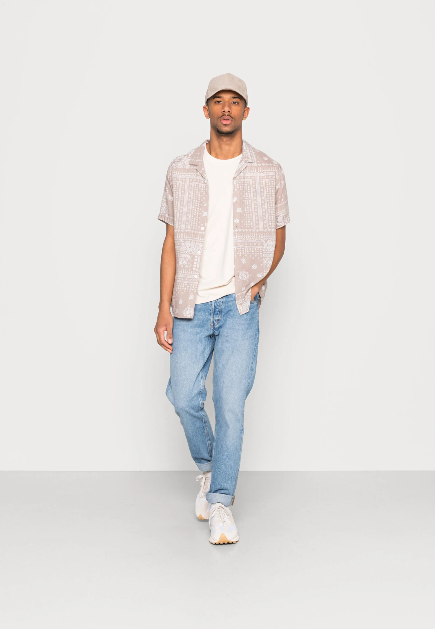 Pier One Unisex - Shirt - Beige 2 Pier One Unisex - Shirt - Beige - Image 2