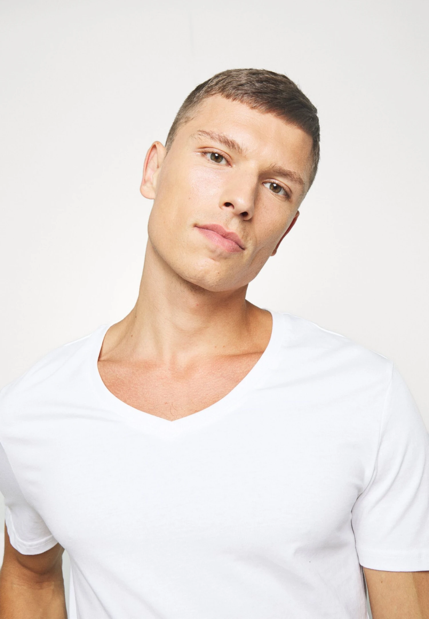 Pier One 2 Pack - Basic T-Shirt - White 4 Pier One 2 Pack - Basic T-Shirt - White - Image 4