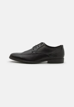 Pier One Lace-Ups - Black