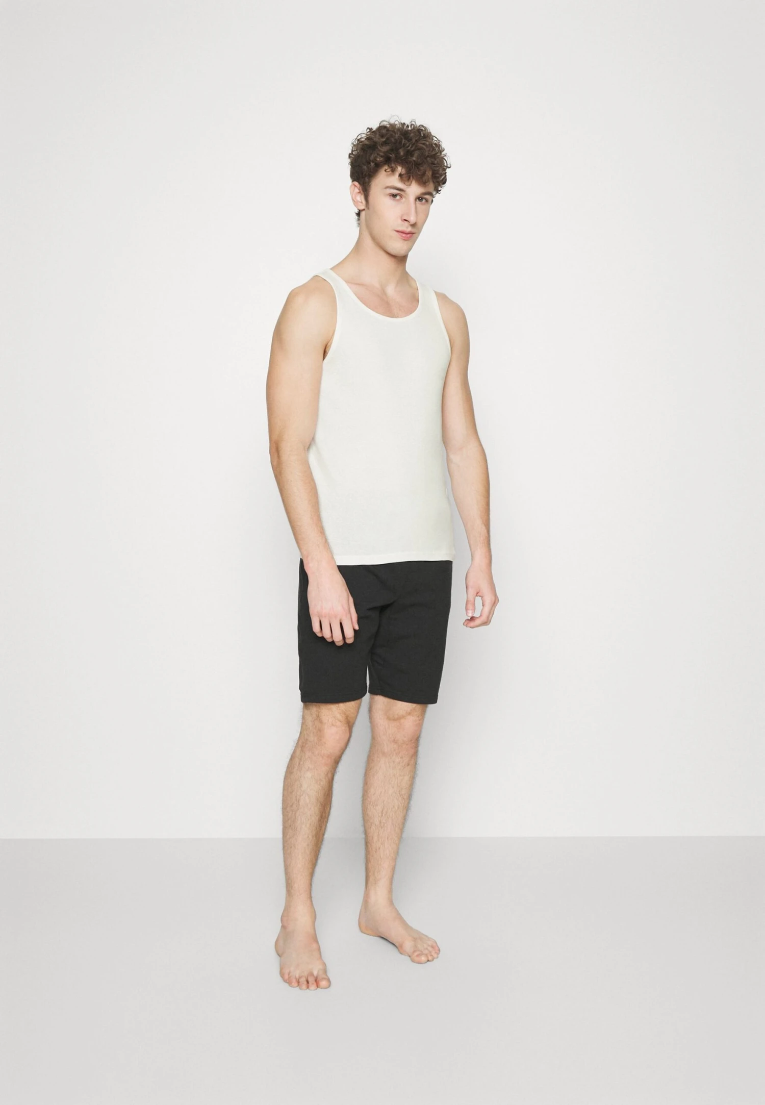 Pier One 5 Pack - Undershirt - White 1 Pier One 5 Pack - Undershirt - White