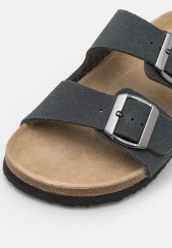 Pier One Leather Unisex - Slippers - Dark Grey -Pier One Sales Store 25fdc129b20048c3a7c024abca31c9ef