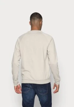 Pier One Crafted Goods Crew - Sweatshirt - Off-White 7 Pier One Crafted Goods Crew - Sweatshirt - Off-White -Pier One Sales Store 28b331cacde74dc5a0216c7fbd0b70e6