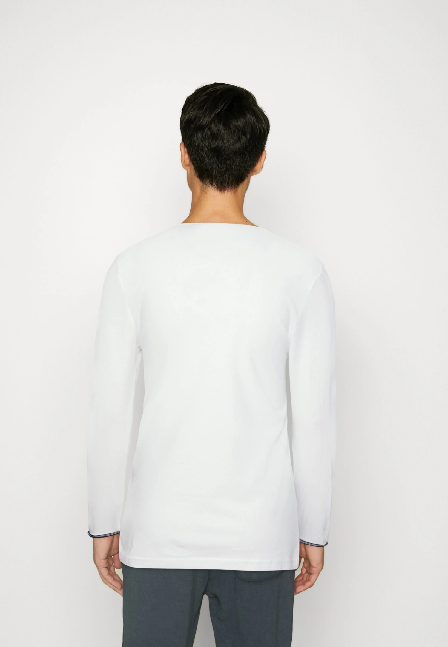 Pier One Long Sleeved Top - White 3 Pier One Long Sleeved Top - White - Image 3