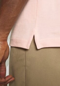 Pier One 3 Pack - Polo Shirt - White/Light Blue/Pink 15 Pier One 3 Pack - Polo Shirt - White/Light Blue/Pink -Pier One Sales Store 2fbd27dd0bdf43b7a6db779faca105fe