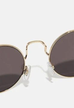 Pier One Unisex - Sunglasses - Gold-Coloured/Black 5 Pier One Unisex - Sunglasses - Gold-Coloured/Black -Pier One Sales Store 2fd3f25d94564e8bb121d70969d920fe
