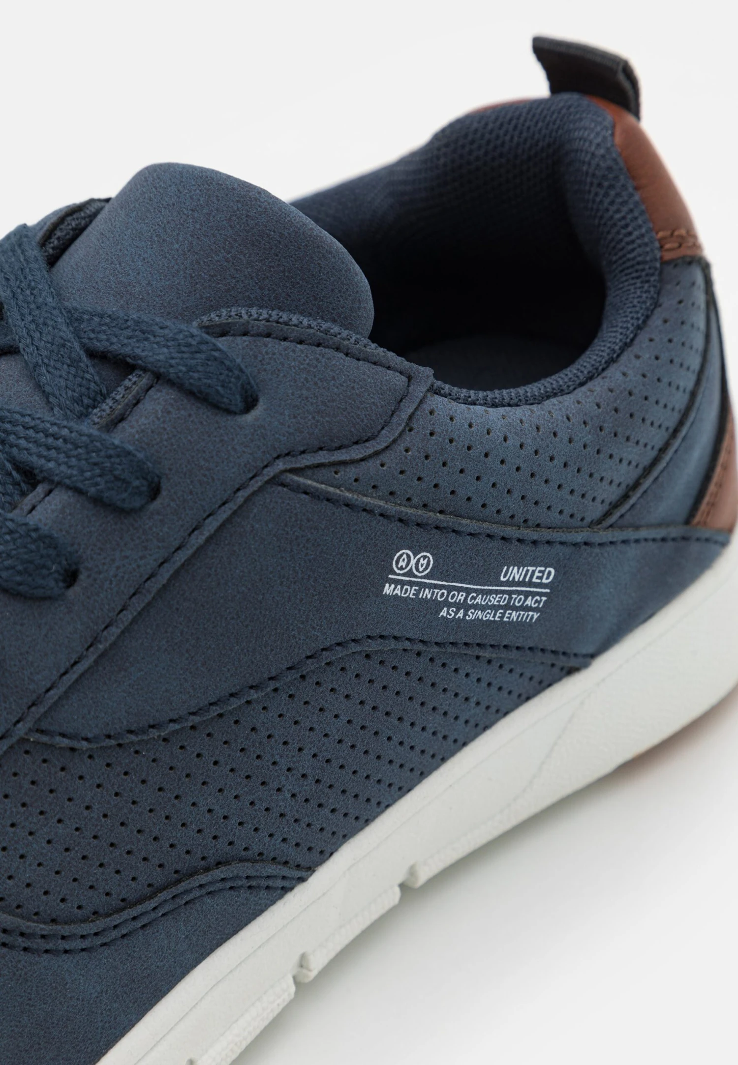 Pier One Trainers - Trainers 6 Pier One Trainers - Trainers - Image 6