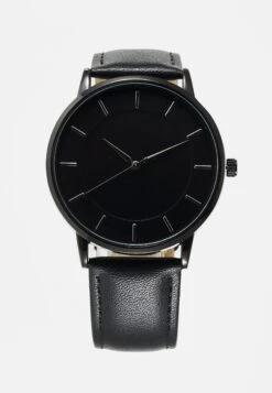 Pier One Watch - Black