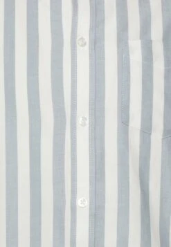 Pier One Shirt -Light Blue/White 15 Pier One Shirt -Light Blue/White -Pier One Sales Store 3d783698f5e04b33954b8449d3bf15ec