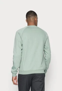 Pier One Crafted Goods Crew - Sweatshirt - Green -Pier One Sales Store 3ff449b11ad8469080de5eca24bc019f