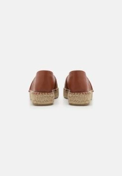 Pier One Leather- Slip-Ons - Cognac 9 Pier One Leather- Slip-Ons - Cognac -Pier One Sales Store 422a8a488ed345a6be6eb3e8086b0209
