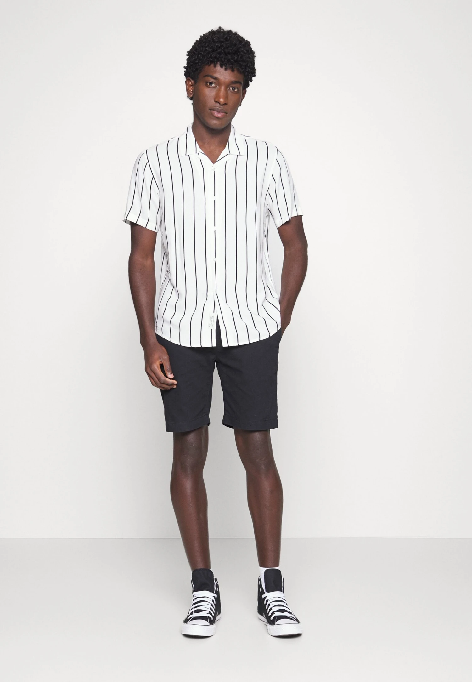 Pier One 2 Pack - Shirt - Black/White 2 Pier One 2 Pack - Shirt - Black/White - Image 2