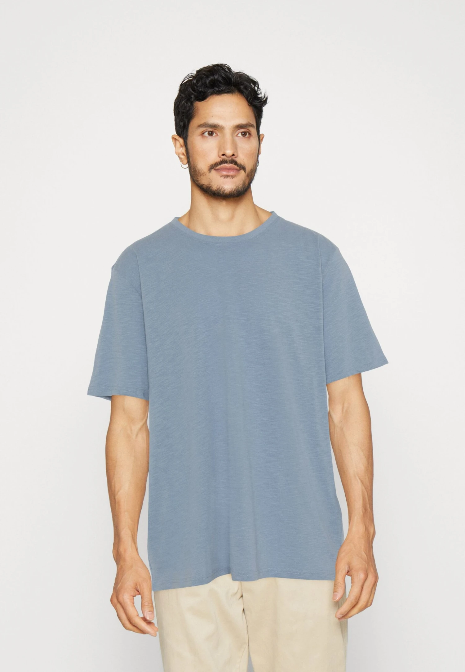 Pier One 5 Pack - Basic T-Shirt - Mint/Off-White/Khaki 5 Pier One 5 Pack - Basic T-Shirt - Mint/Off-White/Khaki - Image 5
