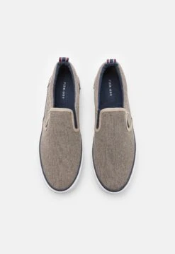 Pier One Unisex - Trainers - Taupe 9 Pier One Unisex - Trainers - Taupe -Pier One Sales Store 4bfc3dea16e84e949402e19f285476a8