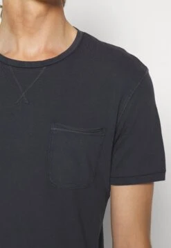 Pier One Garment Tee - Basic T-Shirt 9 Pier One Garment Tee - Basic T-Shirt -Pier One Sales Store 4c19e0769c0845c8850e7b85a7aad063