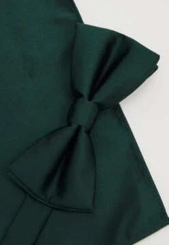 Pier One Set - Pocket Square - Dark Green 9 Pier One Set - Pocket Square - Dark Green -Pier One Sales Store 4d0bb2494c754589bb4fbf5c32c6c2db