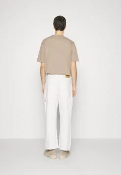 Pier One Carpenter Colored Twill- Straight Leg Jeans - Off-White 10 Pier One Carpenter Colored Twill- Straight Leg Jeans - Off-White -Pier One Sales Store 4fab3a7ad84e43dfa273cbbbc4f63ebc