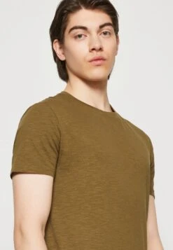 Pier One 5 Pack - Basic T-Shirt - Black/Light Blue/Khaki/Mint/Beige -Pier One Sales Store 54e4eb47d150489faf0f2a6348817fd5