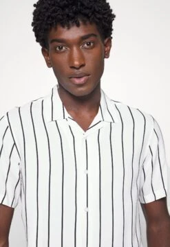 Pier One 2 Pack - Shirt - Black/White 21 Pier One 2 Pack - Shirt - Black/White -Pier One Sales Store 57ce1e0e5f264ad1b69f99a43f374e15