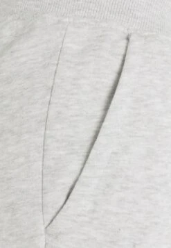 Pier One 3 Pack - Tracksuit Bottoms - Mottled Light Grey/Mottled Dark Blue/Black 15 Pier One 3 Pack - Tracksuit Bottoms - Mottled Light Grey/Mottled Dark Blue/Black -Pier One Sales Store 58caa3db374b4ce39703a992d5c2b59c