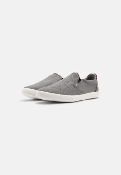 Pier One Unisex - Slip-Ons - Dark Grey -Pier One Sales Store 60aa63439f12477fa0cb8807ad9aa29c
