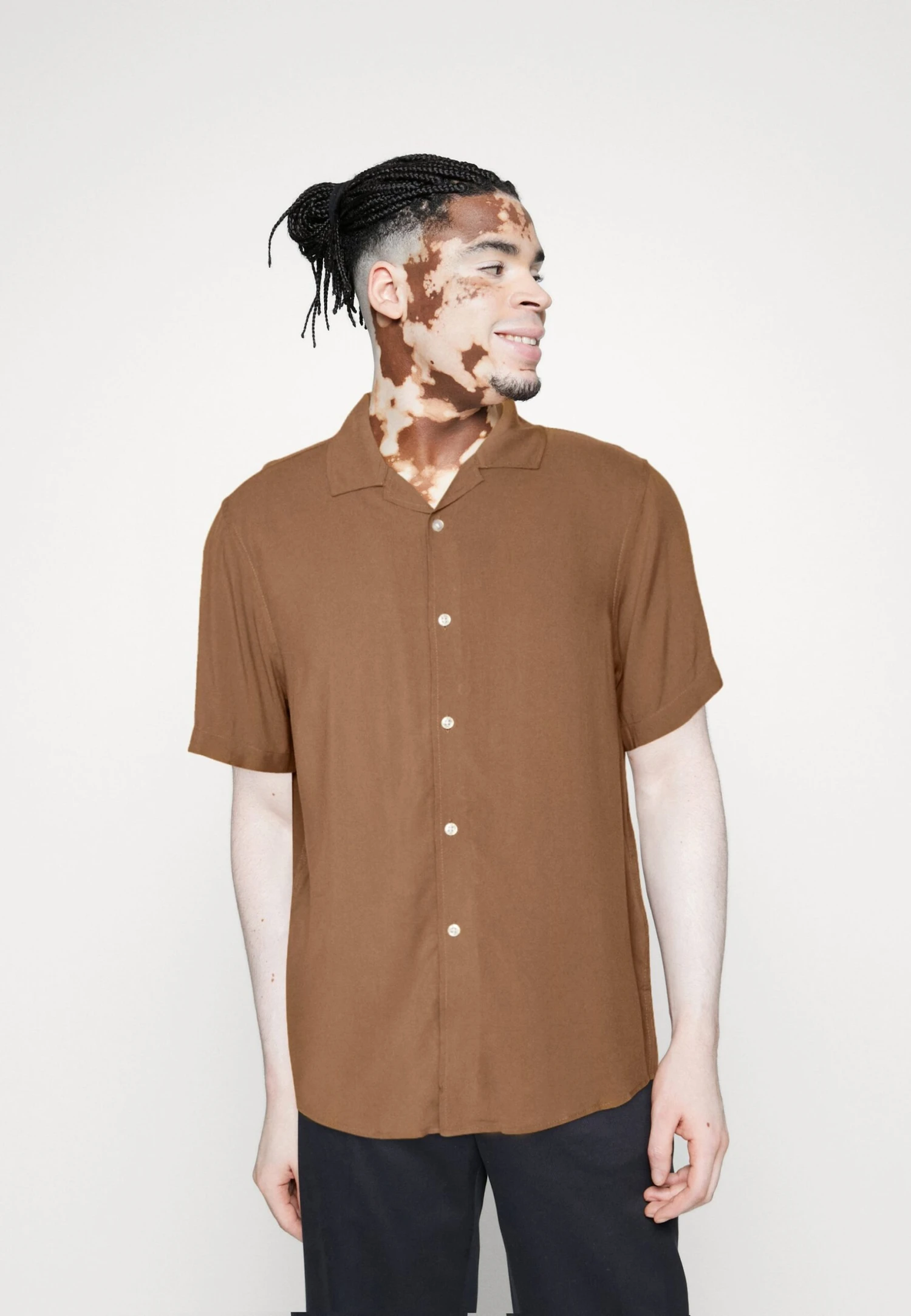 Pier One 3 Pack - Shirt - Beige/Black/White 2 Pier One 3 Pack - Shirt - Beige/Black/White - Image 2