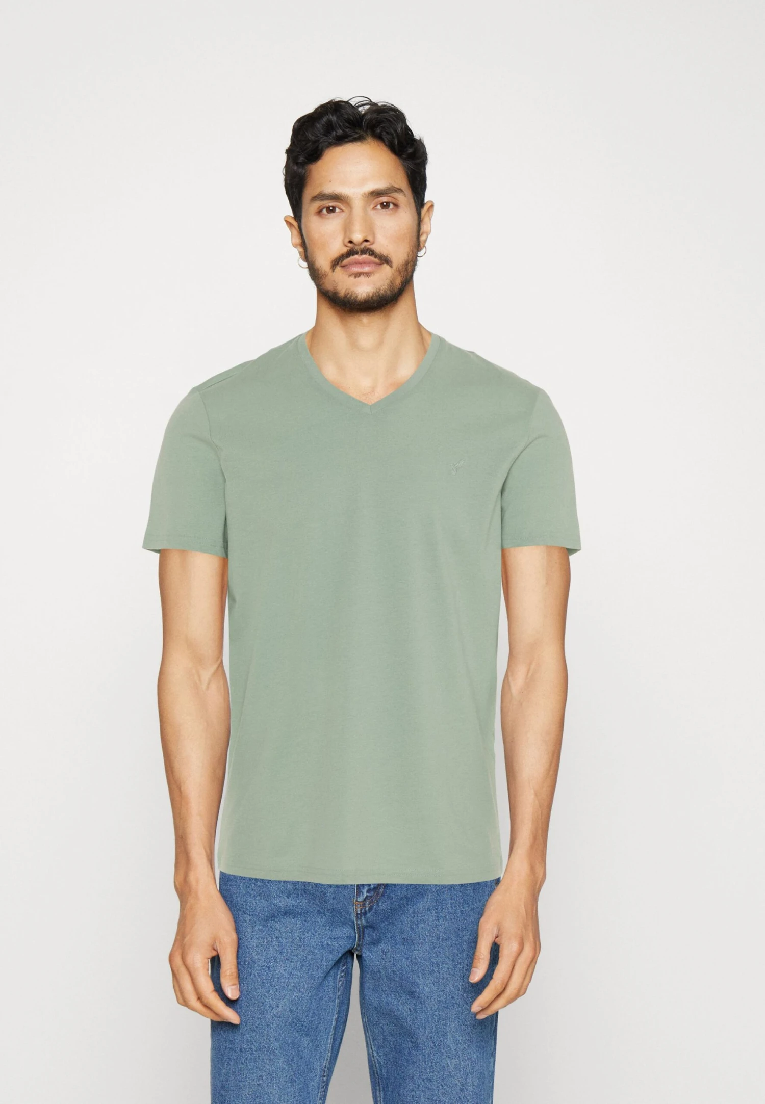 Pier One V Neck Bird Tonal 3 Pack - Basic T-Shirt - Mint/Off-Whit/Blue Grey 2 Pier One V Neck Bird Tonal 3 Pack - Basic T-Shirt - Mint/Off-Whit/Blue Grey - Image 2