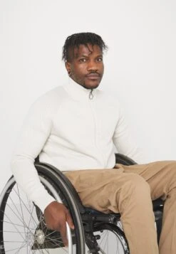 Pier One Cardigan - Off White -Pier One Sales Store 71d3668adaf443ab9b811ddde92452be