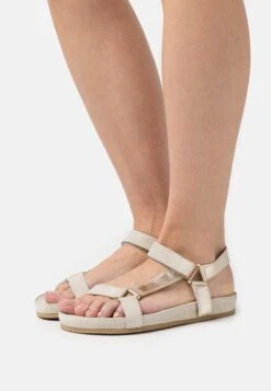 Pier One Leather - Sandals - Beige