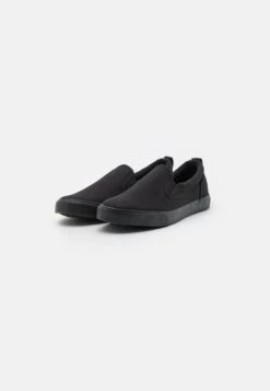 Pier One Unisex - Slip-Ons - Black 7 Pier One Unisex - Slip-Ons - Black -Pier One Sales Store 77252b6ae27e4676900635119f968717