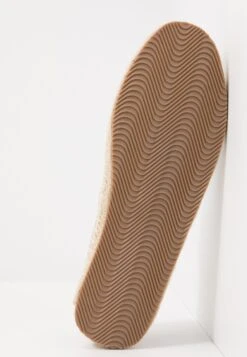 Pier One Rena Espadrille Unisex - Espadrilles - White/Blue -Pier One Sales Store 783aaa02540843288d52301a1f116eed