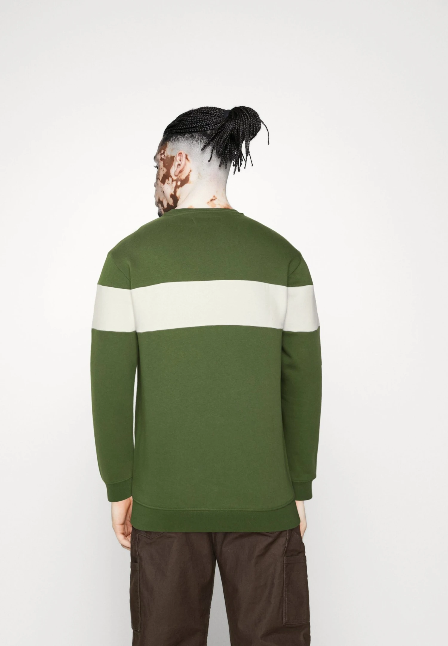 Pier One Sweatshirt - Khaki/Off-White 3 Pier One Sweatshirt - Khaki/Off-White - Image 3