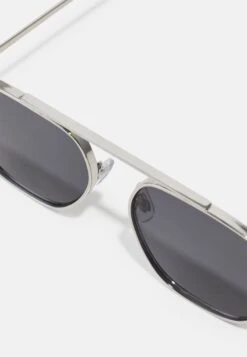 Pier One Sunglasses - Silver-Coloured 8 Pier One Sunglasses - Silver-Coloured -Pier One Sales Store 7d8386e687b348308fc460282594e4fb
