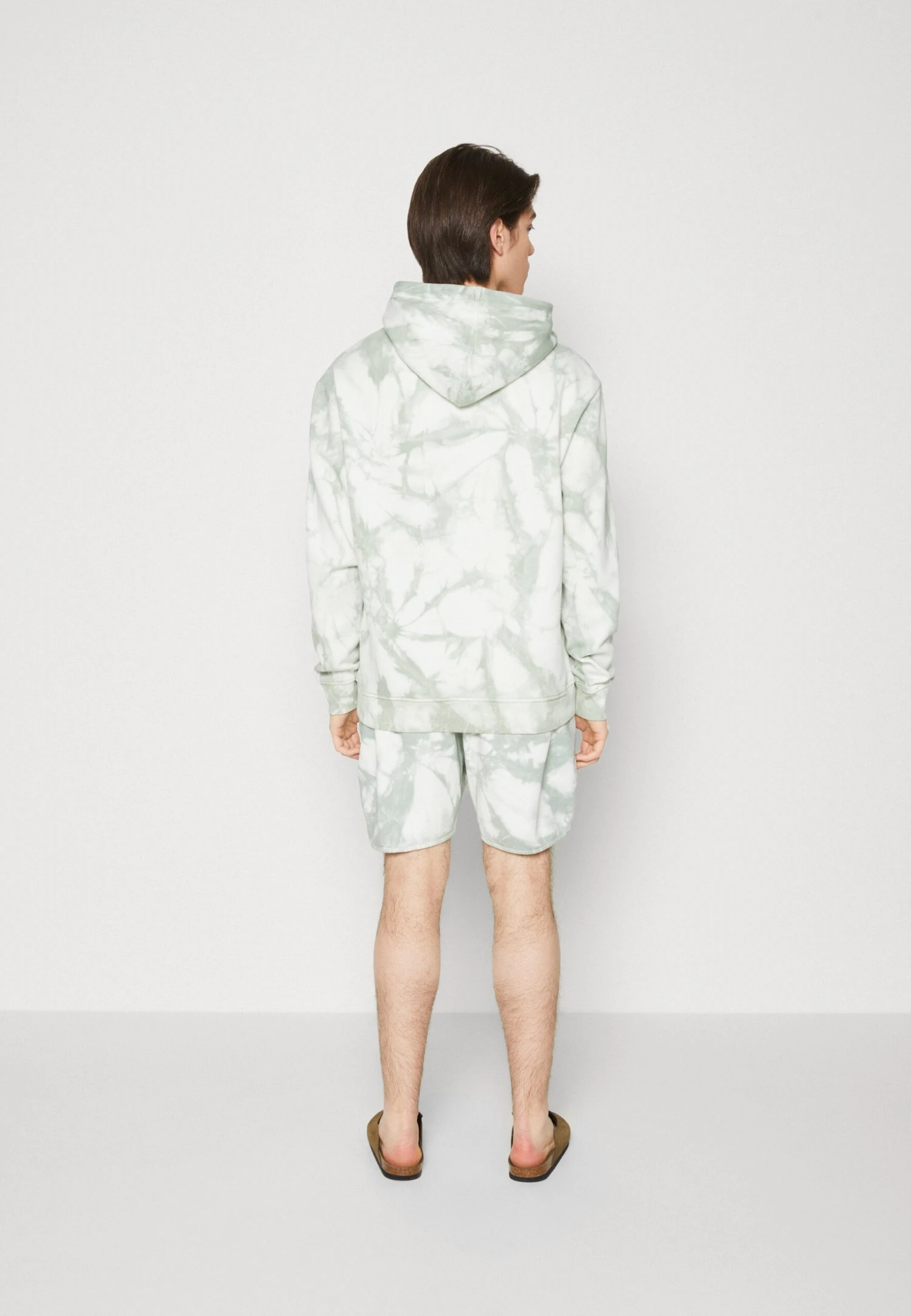 Pier One Hoodie - Green 3 Pier One Hoodie - Green - Image 3
