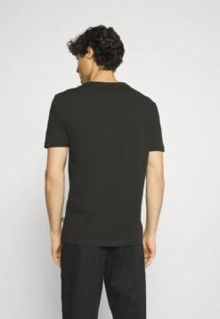 Pier One 5 Pack - Basic T-Shirt - White/Black/Dark Blue -Pier One Sales Store a0c7b6453ce14bcdb30df26ad77873b2